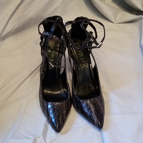 Paper Fox Carter Gray Black Faux Snakeskin Heels - Picture 4 of 7